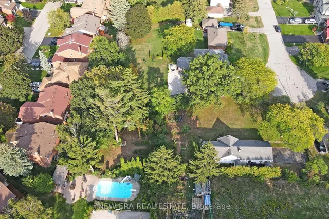 Additional image 6 of 28 Thomas Ave