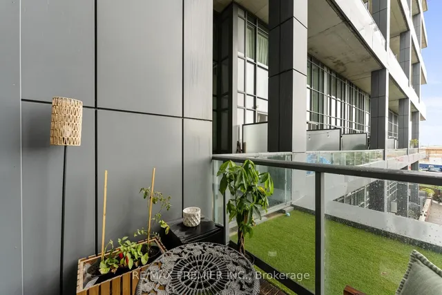 Additional image 32 of 5 Hanna Ave Unit 301