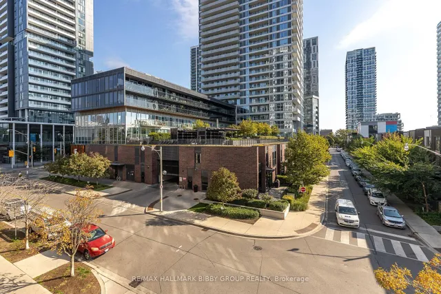 Additional image 24 of 170 Sumach St Unit 307