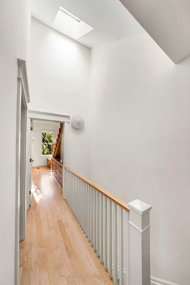 Additional image 21 of 193 Howland Ave