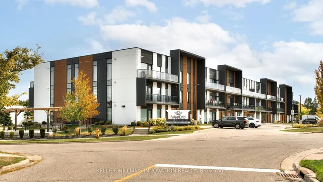 Additional image 36 of 5 Wake Robin Dr Unit 318