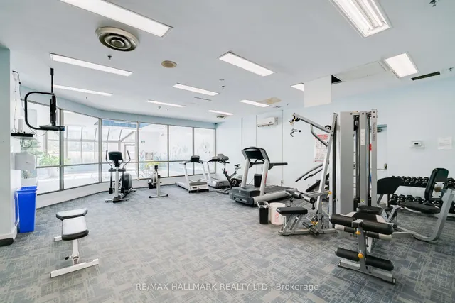 Additional image 19 of 30 Greenfield Ave Unit 1616