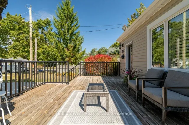 Additional image 9 of 18 St. Clair Ave