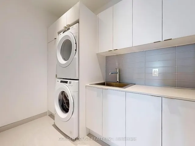 Additional image 8 of 155 Merchants' Wharf Unit 1112