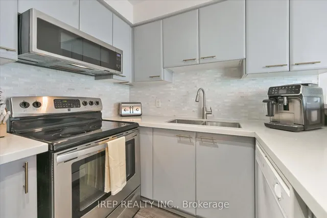 Additional image 17 of 38 Lee Centre Dr Unit 3003