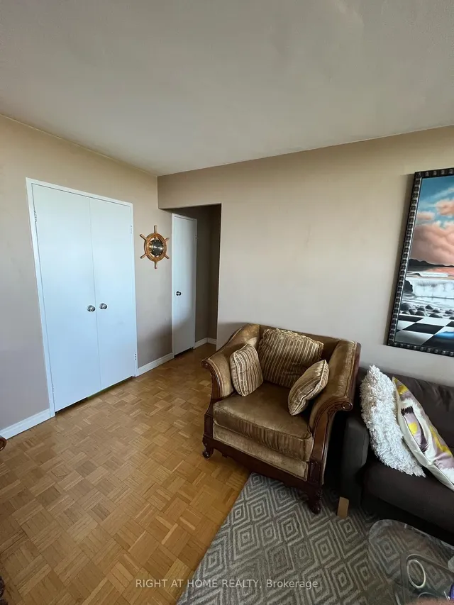 Additional image 14 of 360 Ridelle Ave Unit 1812