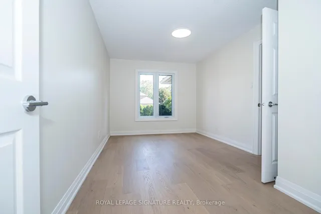 Additional image 18 of 11 Royal Rouge Tr