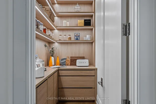 Additional image 12 of 80 Lynwood Ave