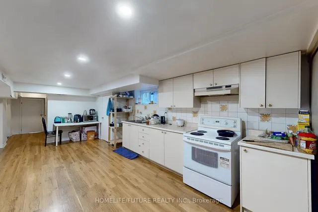 Additional image 37 of 1013 Islington Ave