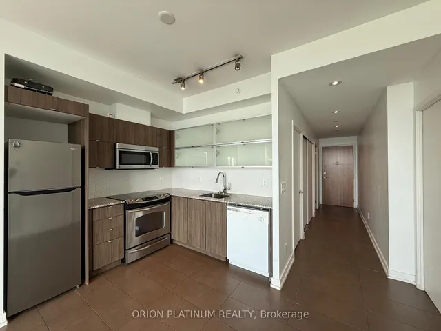 Additional image 8 of 170 Fort York Blvd Unit 2111