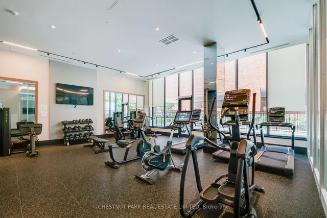 Additional image 29 of 250 Lawrence Ave Unit 406