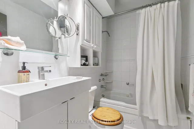 Additional image 25 of 575 Avenue Rd Unit 1001