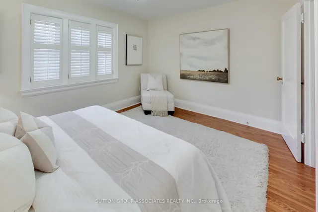 Additional image 30 of 163 Maplewood Ave