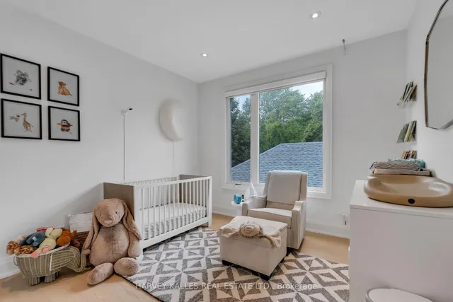 Additional image 33 of 32 Almont Rd