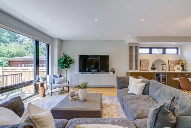 Additional image 9 of 182 Queens Ave