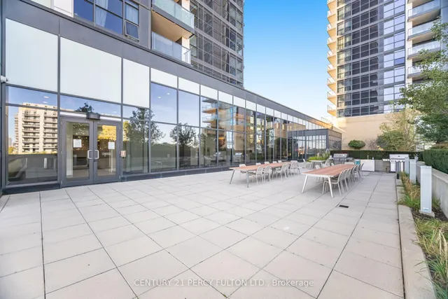 Additional image 33 of 19 Singer Crt Unit 1518