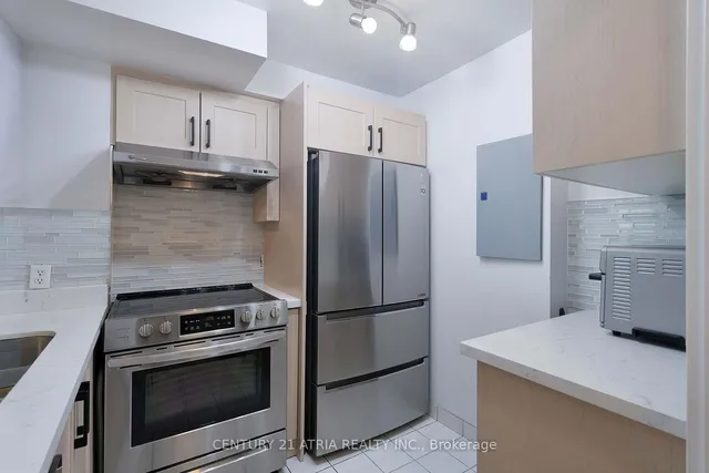 Additional image 41 of 8 Lee Centre Dr Unit 710