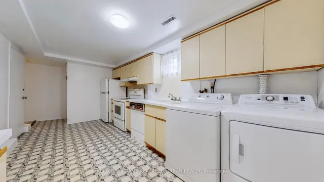 Additional image 41 of 15 Thistlewaite Cres