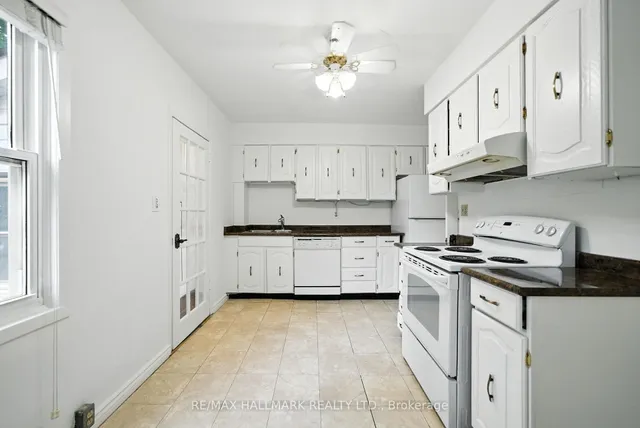 Additional image 19 of 49 Rawlinson Ave