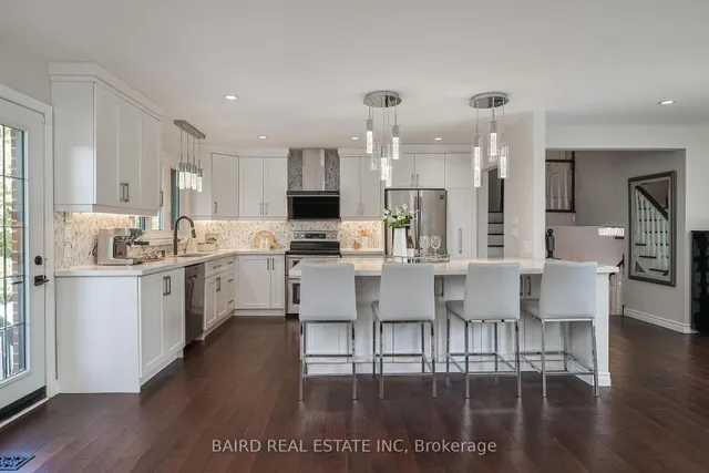 Additional image 33 of 38 Caronridge Cres