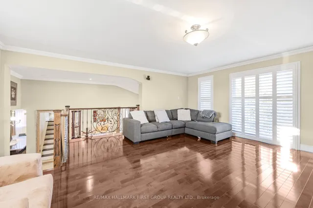 Additional image 21 of 154 Fairglen Ave