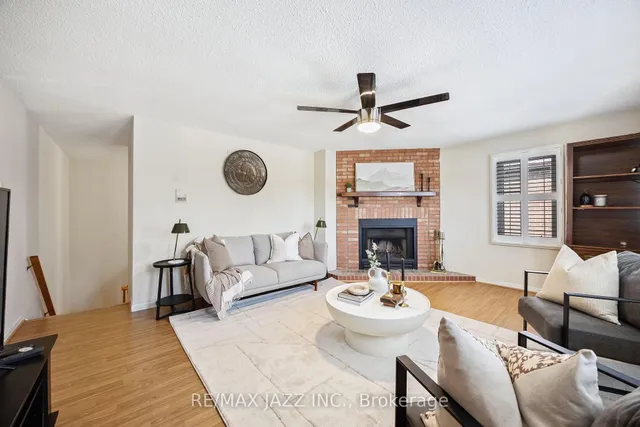 Additional image 21 of 14 Grover Dr