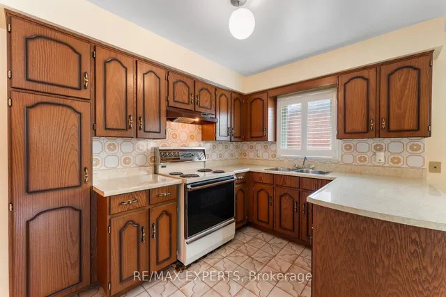 Additional image 16 of 179 Dolores Rd