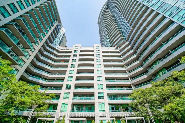 Additional image 39 of 19 Grand Trunk Cres Unit 201