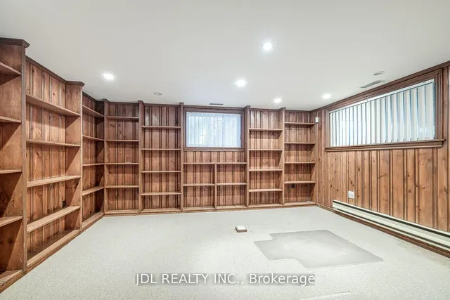 Additional image 24 of 87 Munro Blvd