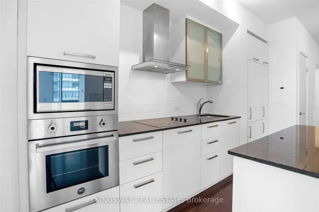 Additional image 7 of 14 York St Unit 1802