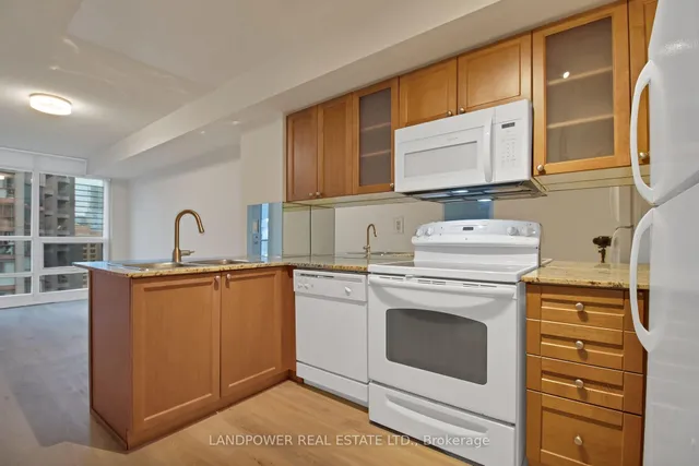 Additional image 11 of 761 Bay St Unit 1810