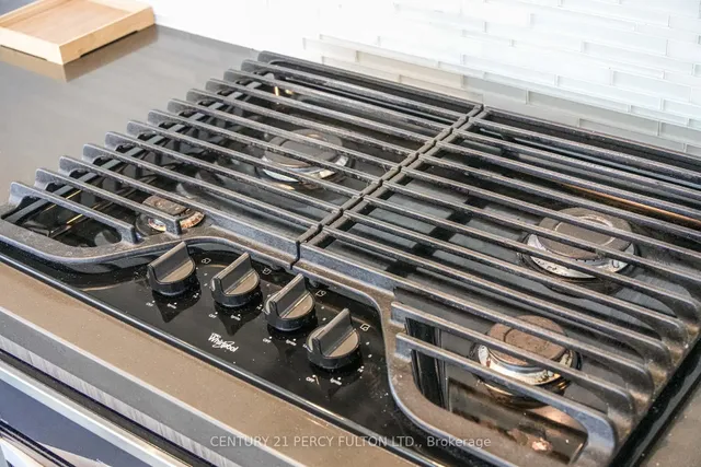 Additional image 11 of 501 St. Clair Ave Unit 1211