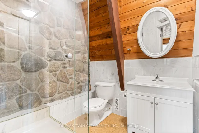 Additional image 33 of 121 Grand Hill Dr