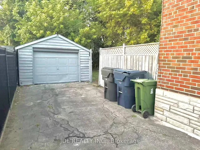 Additional image 37 of 132 Edgecroft Rd