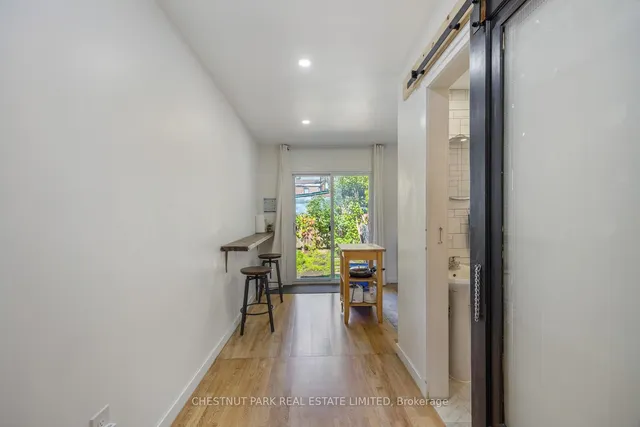 Additional image 17 of 62 Garnet Ave