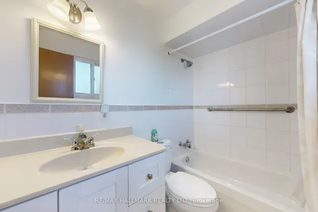 Additional image 27 of 38 Courton Dr