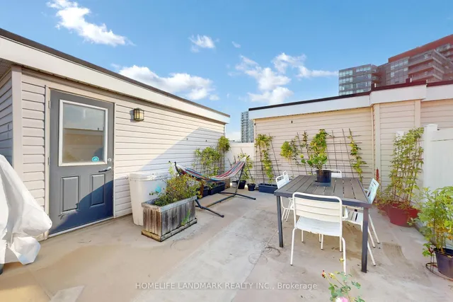 Additional image 26 of 60 Joe Shuster Way Unit 310