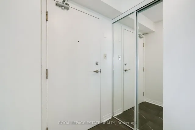 Additional image 19 of 77 Maitland Pl Unit 1526