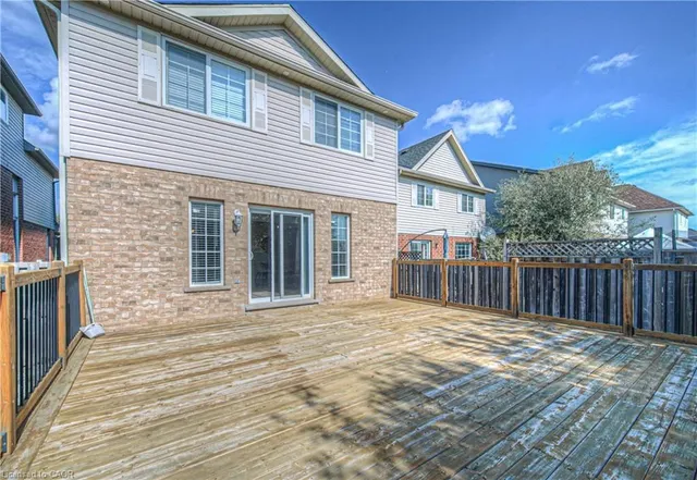 Additional image 41 of 220 Sienna Cres