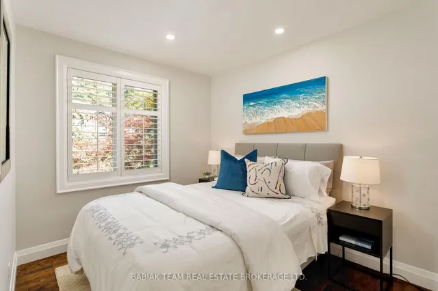 Additional image 24 of 74 Humberview Rd