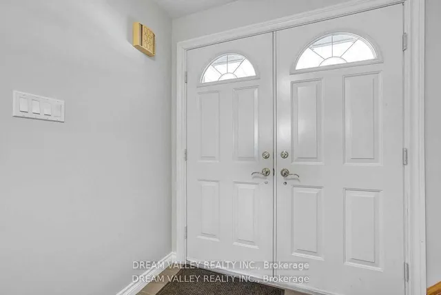 Additional image 20 of 52 South Marine Dr