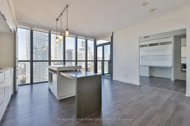 Additional image 5 of 110 Charles St Unit 2904