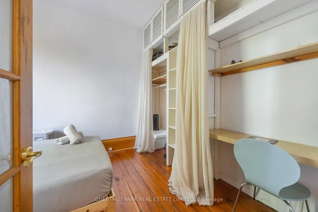 Additional image 29 of 62 Garnet Ave