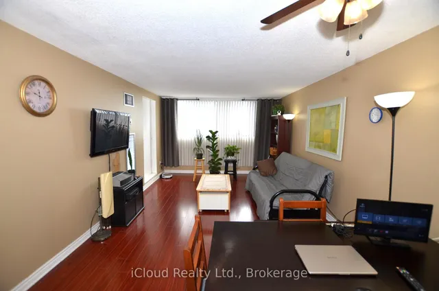 Additional image 4 of 10 Tapscott Rd Unit 1213