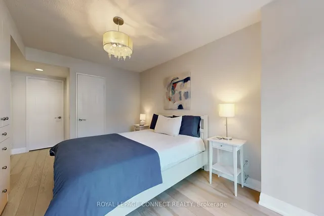 Additional image 11 of 750 Bay St Unit 605