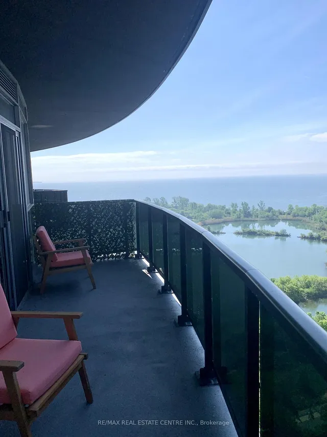 Additional image 10 of 80 Marine Parade Dr Unit 1906