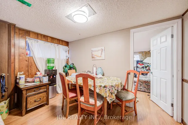 Additional image 35 of 6 Norhead Ave