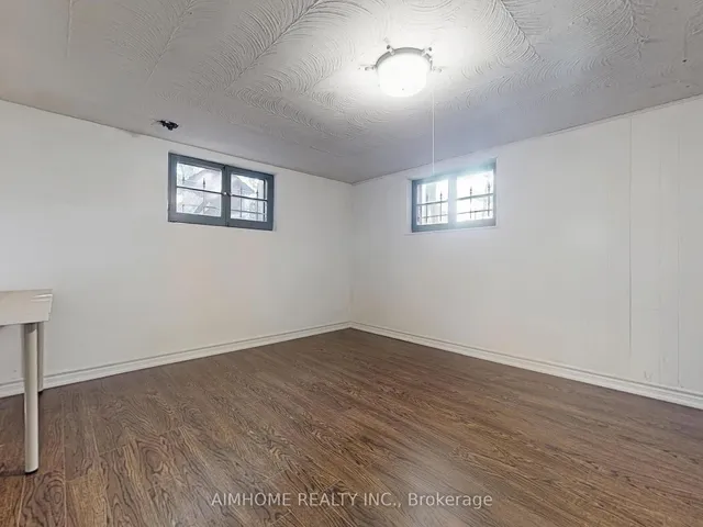 Additional image 34 of 61 Talbot Rd