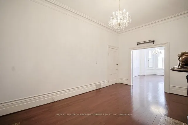 Additional image 9 of 141 Gerrard St