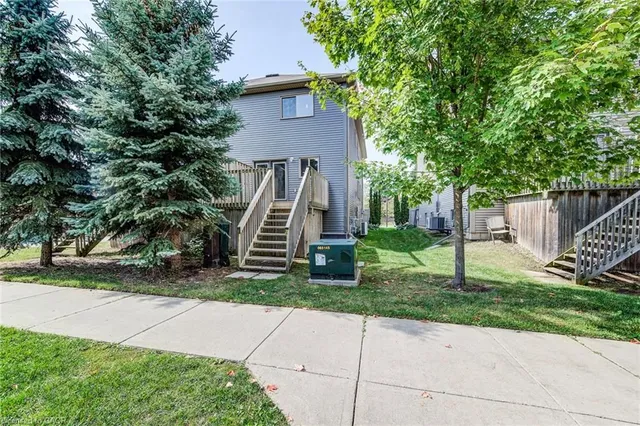 Additional image 38 of 931 Glasgow St Unit 35B